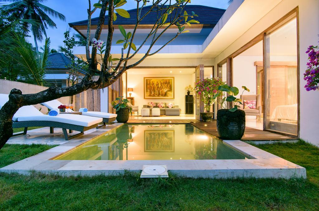 Bali Taman Sari Villas & Restaurant Pulukan Exterior photo